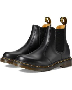 Dr. Martens 2976 Smooth Leather Chelsea Boots
